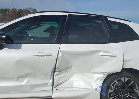 2026 Volvo Xc60 B5 Plus from USA, damaged, VIN YV4M12RC6T1341535